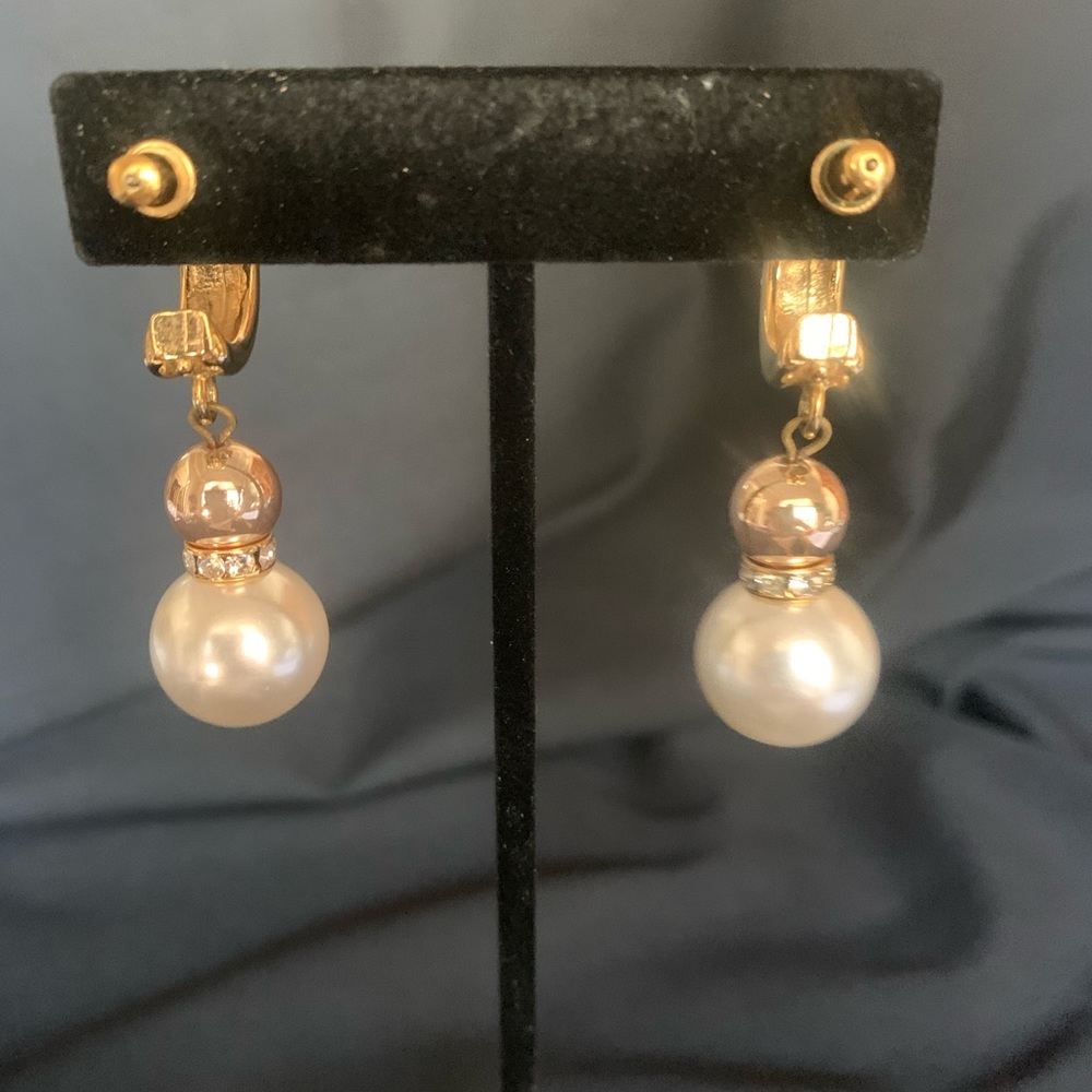 Vintage, costume, gold, rhinestones & Pearl drop pierced earrings. - Picture 2 of 4